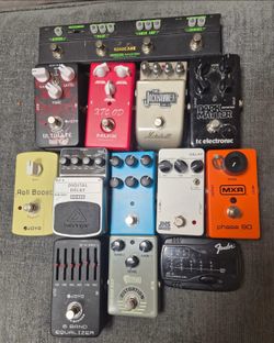 Guitar Effects Pedal Bundle – JHS, MXR, Marshall, TC Electronic & More