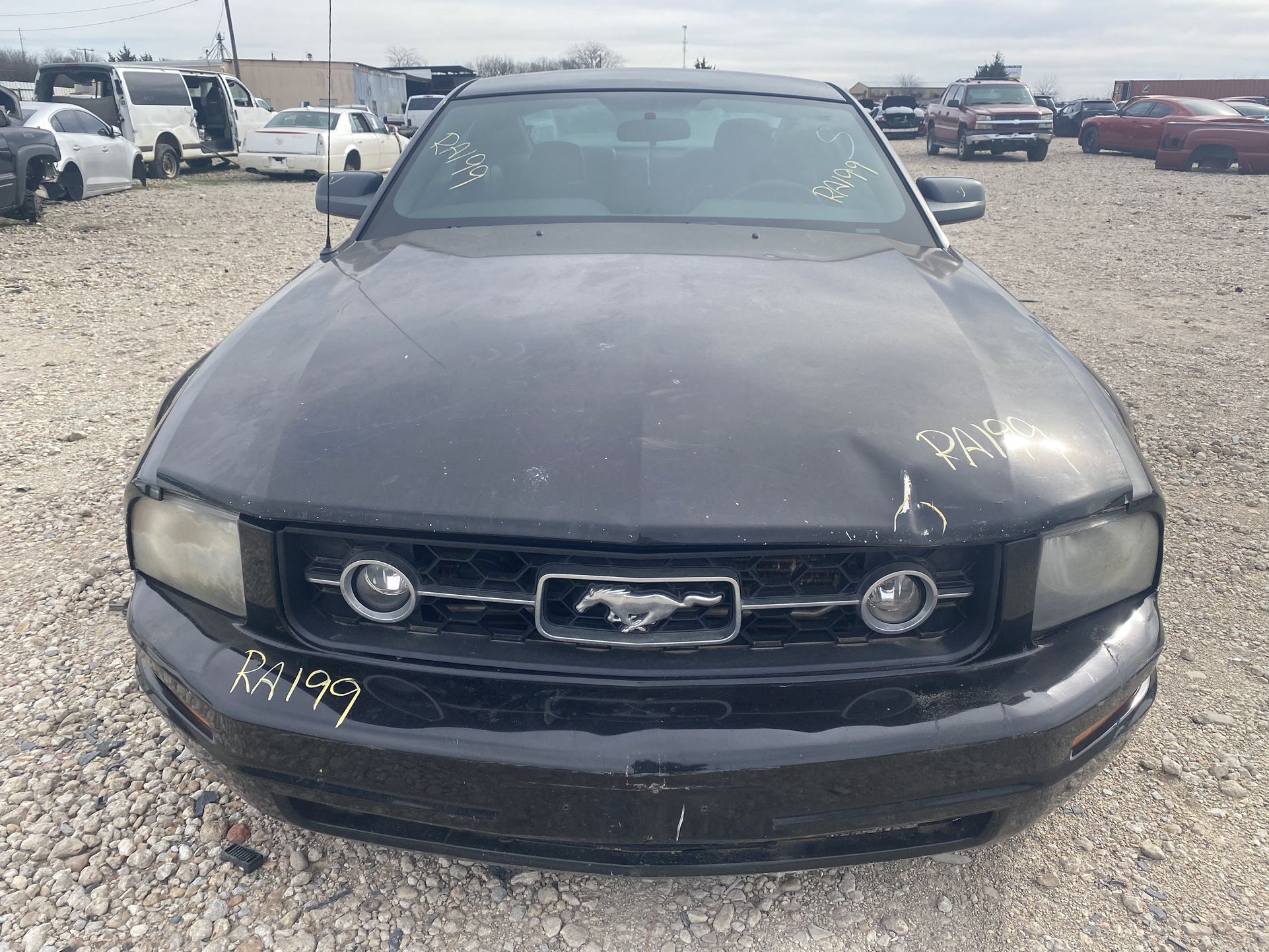 FOR PARTS ONLY 2007 FORD MUSTANG V6 4.0 Bad Motor / 05-2010 Body Parts