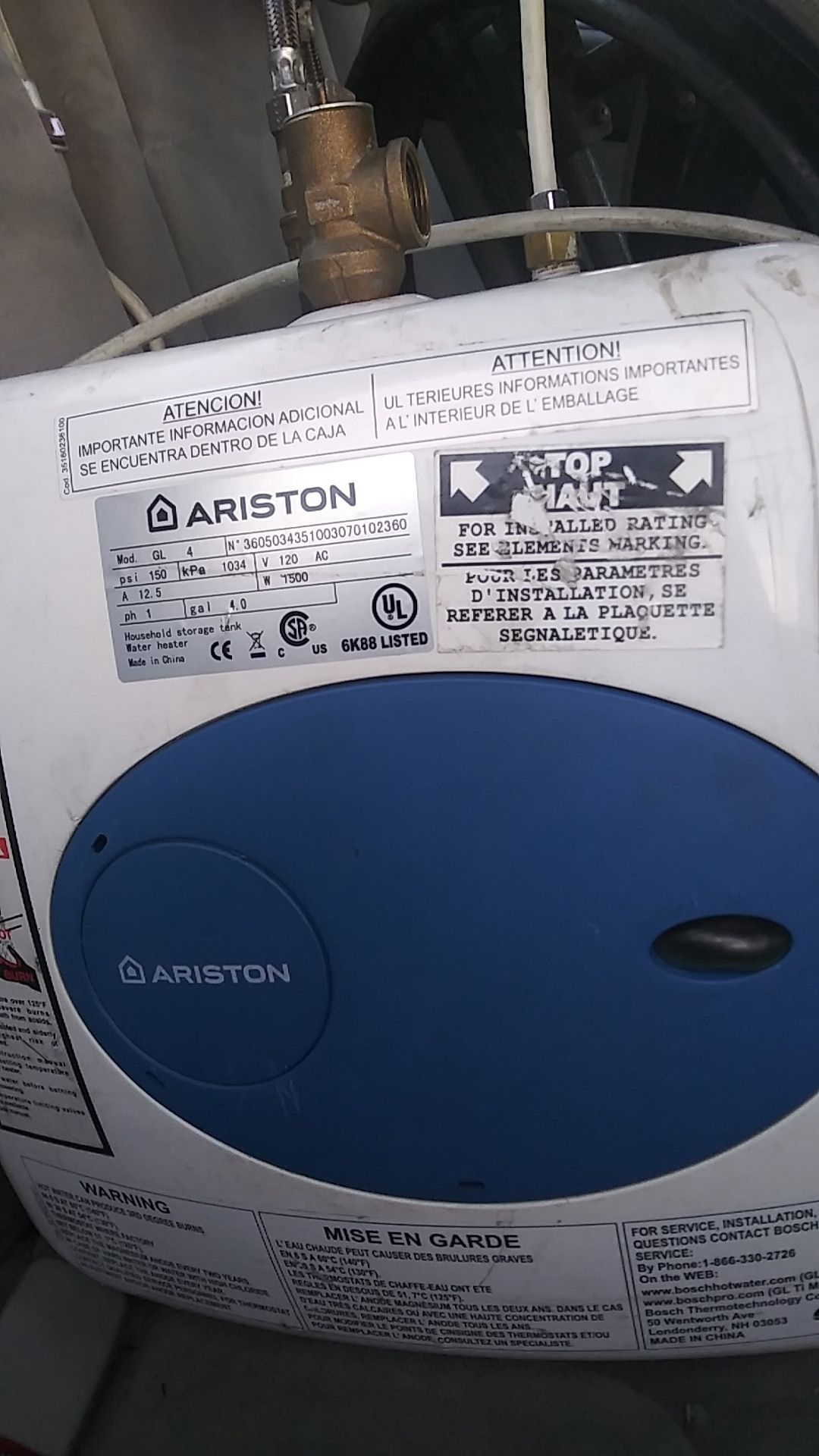 Ariston. 4 gallon hot water heater electric