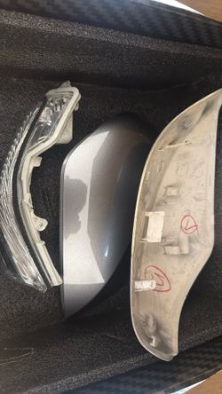 Q60 2018 mirror caps with lights
