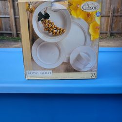 24 Piece Royal Gold Gibson Dish Set.
