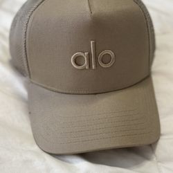 Alo Hat OS New W/tag