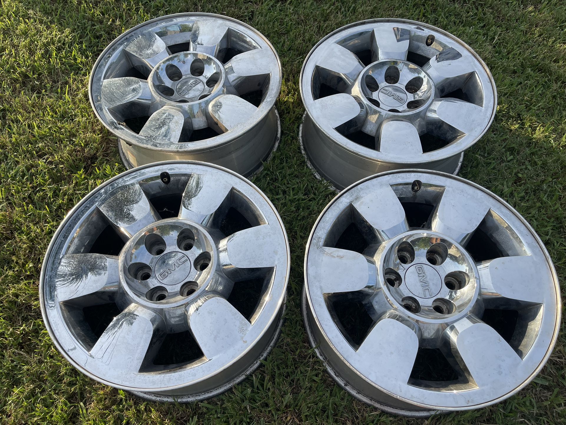 20s GMC Sierra Rims