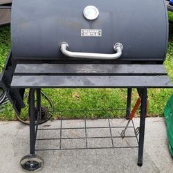 Charcoal grill