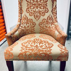 Elegant Armchair 