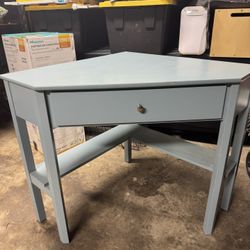 Corner Desk 