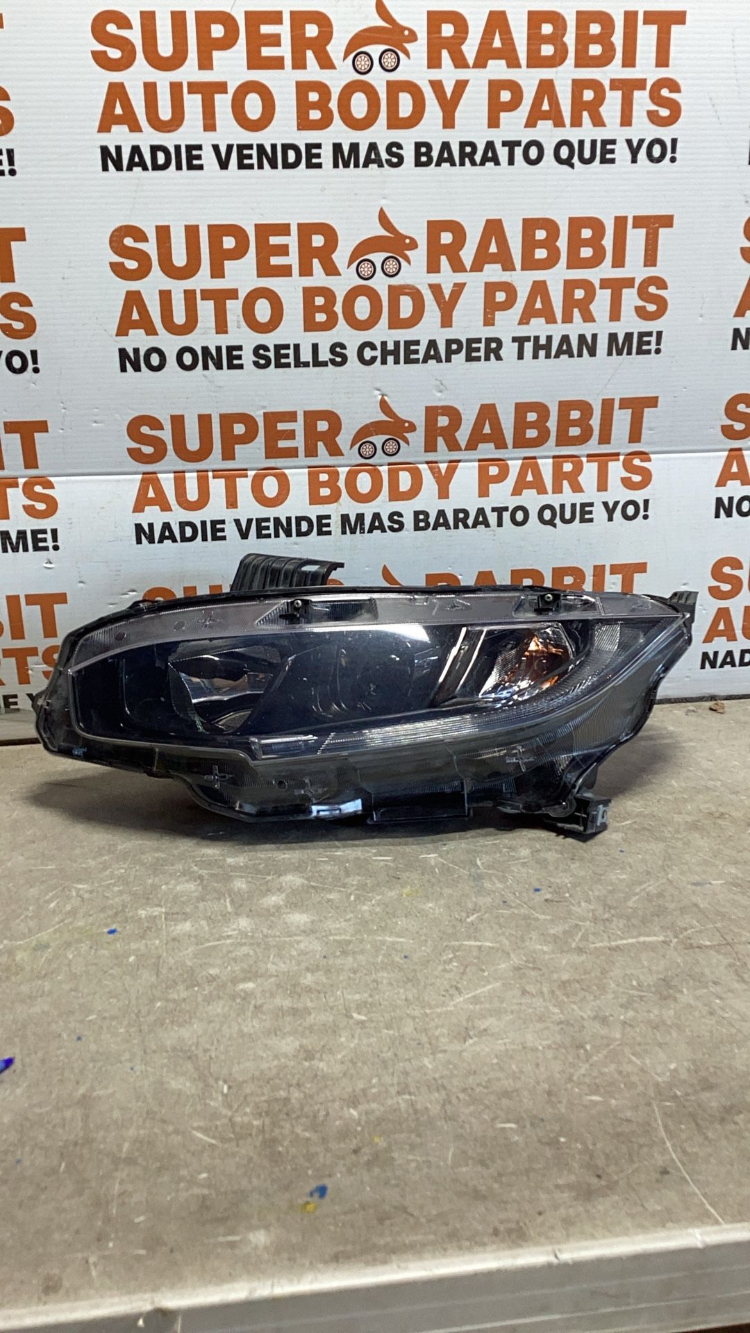 2016 Honda Civic Driver Headlight Halogen Original OEM black Bezel 2021