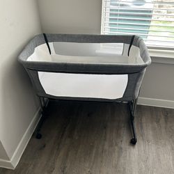 Baby bassinet 3 in 1