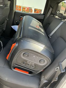 Jbl party box 710