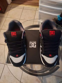 DC Shoes