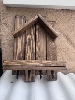 A hand made keys holder