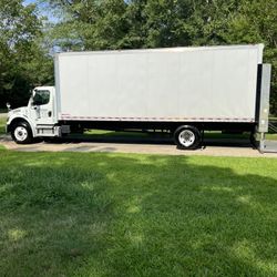 2019 Freightliner M2-106