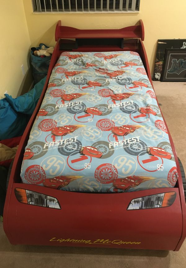 Lightning McQueen Bunk Bed