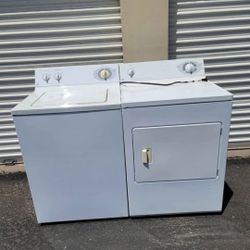 GE Washer And Dryer Set / Gas Dryer