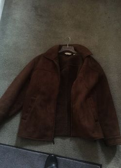 Men's sherpa coat size large