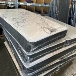 Twin Size Deluxe Mattress 