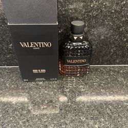 Valentino Born In Roma Coral Fantasy