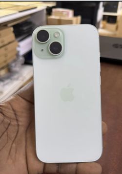 𝚒𝙿𝚑𝚘𝚗𝚎 15 𝚞𝚗𝚕𝚘𝚌𝚔𝚎𝚍 𝚠𝚒𝚝𝚑 𝚠𝚊𝚛𝚛𝚊𝚗𝚝𝚢