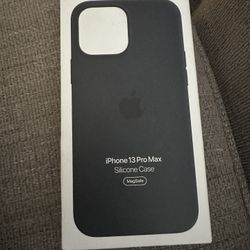 iPhone 13 Pro Max With MagSafe 