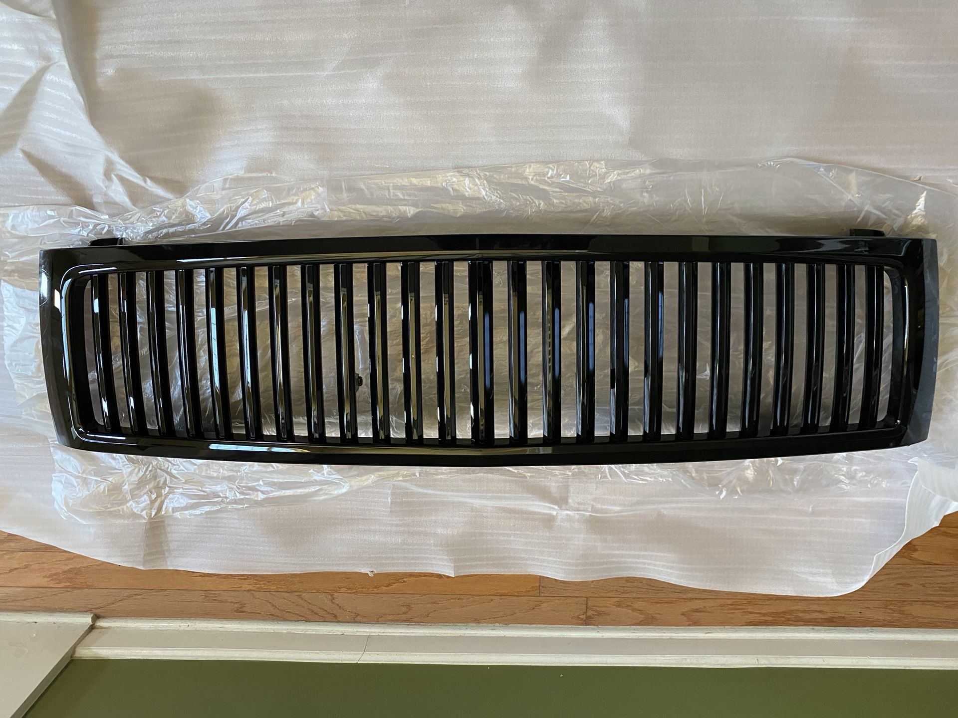 07-13 Chevy Silverado Gloss Black Vertical Grille