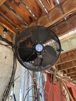 iLiving Patio Fan