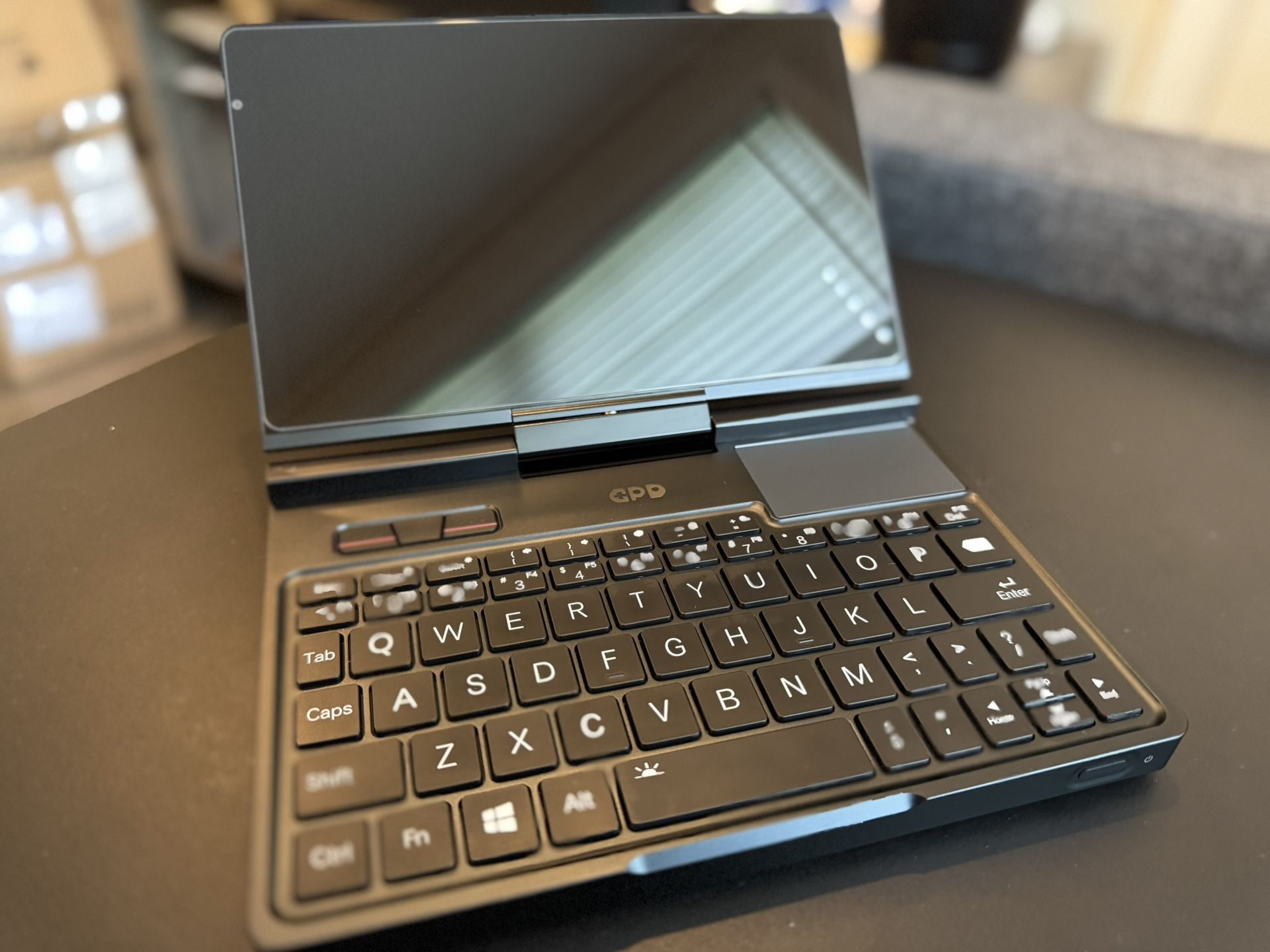 GPD Pocket 4 2025 AMD AI 9 HX 370 64GB RAM +2TB SSD