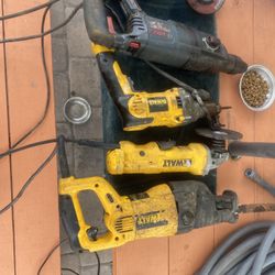 All Five Items Work Perfectly. They Are  For Sale Absolutely Nothing Wrong With  Any Of The Items Everything You See For $300.