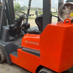 Forklift Toyota 2001 