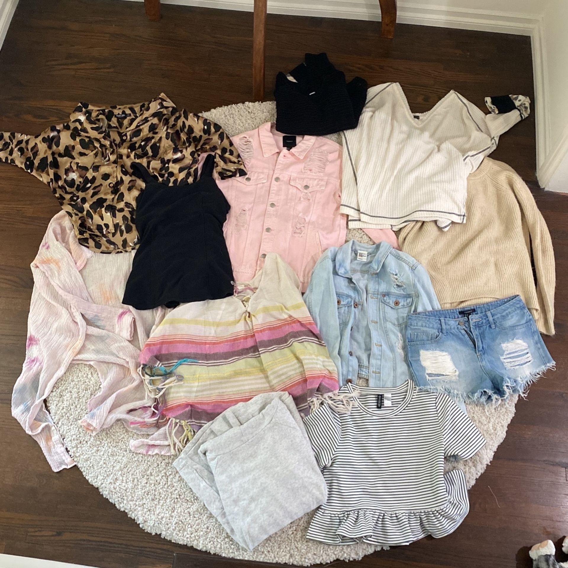 Women’s Clothes. Free People, Forever 21 Etc
