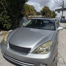 2005 Lexus