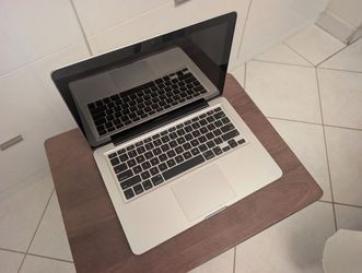 Apple MacBook Pro
