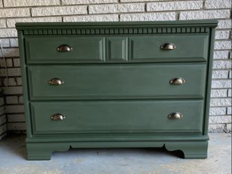 Hunter green chest of drawers