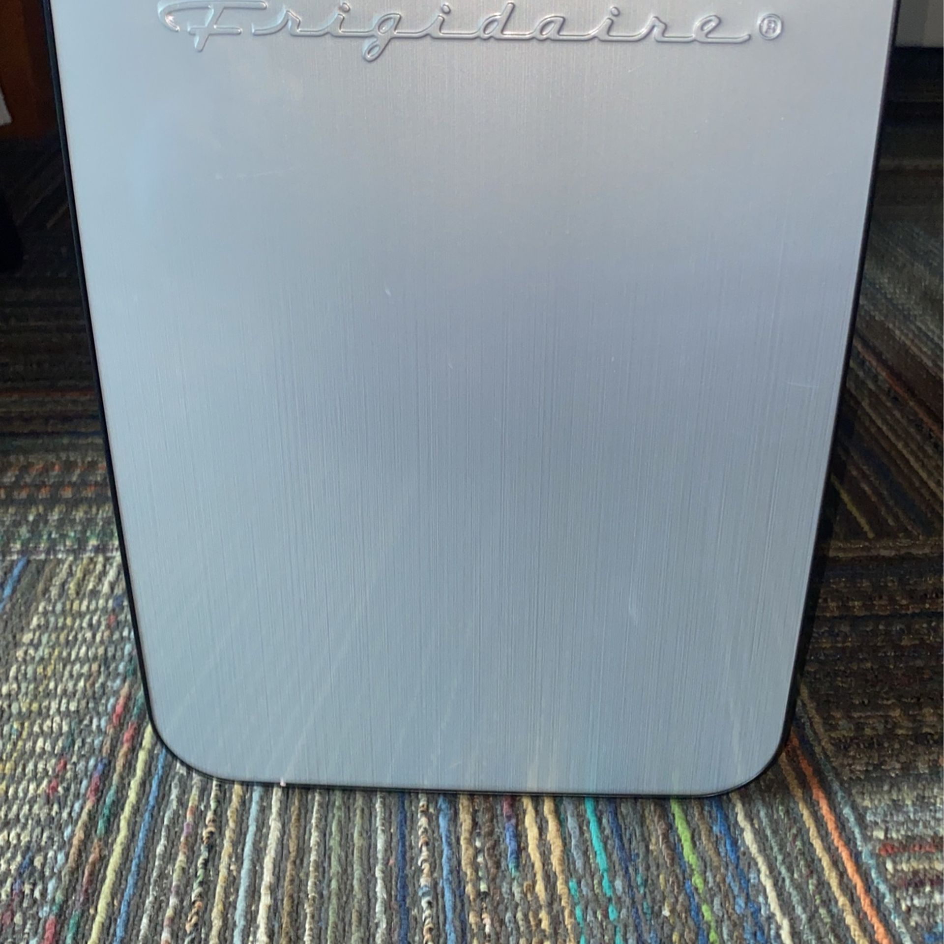 Frigidaire Mini 