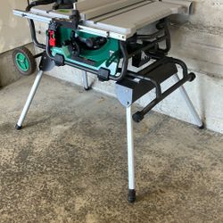 Hitachi 10inch Table Saw. 