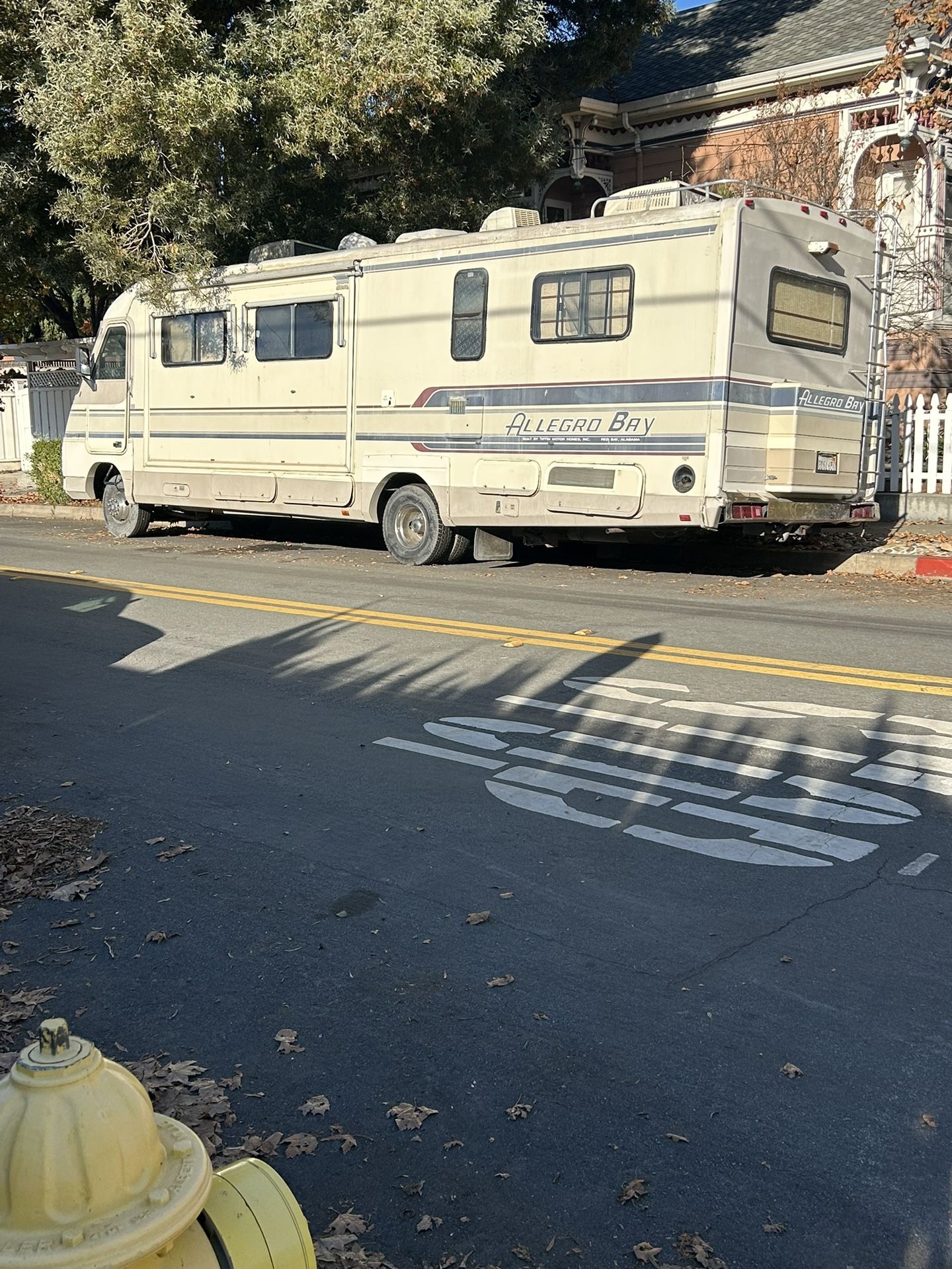 1996 Alegro Bay Pusher
