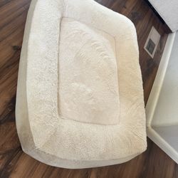 Large Dog Bed 