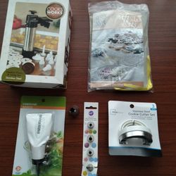 Cake And Cookies Decorating Sets