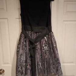 Women's Dress Size 18 NWT Black With Belt
