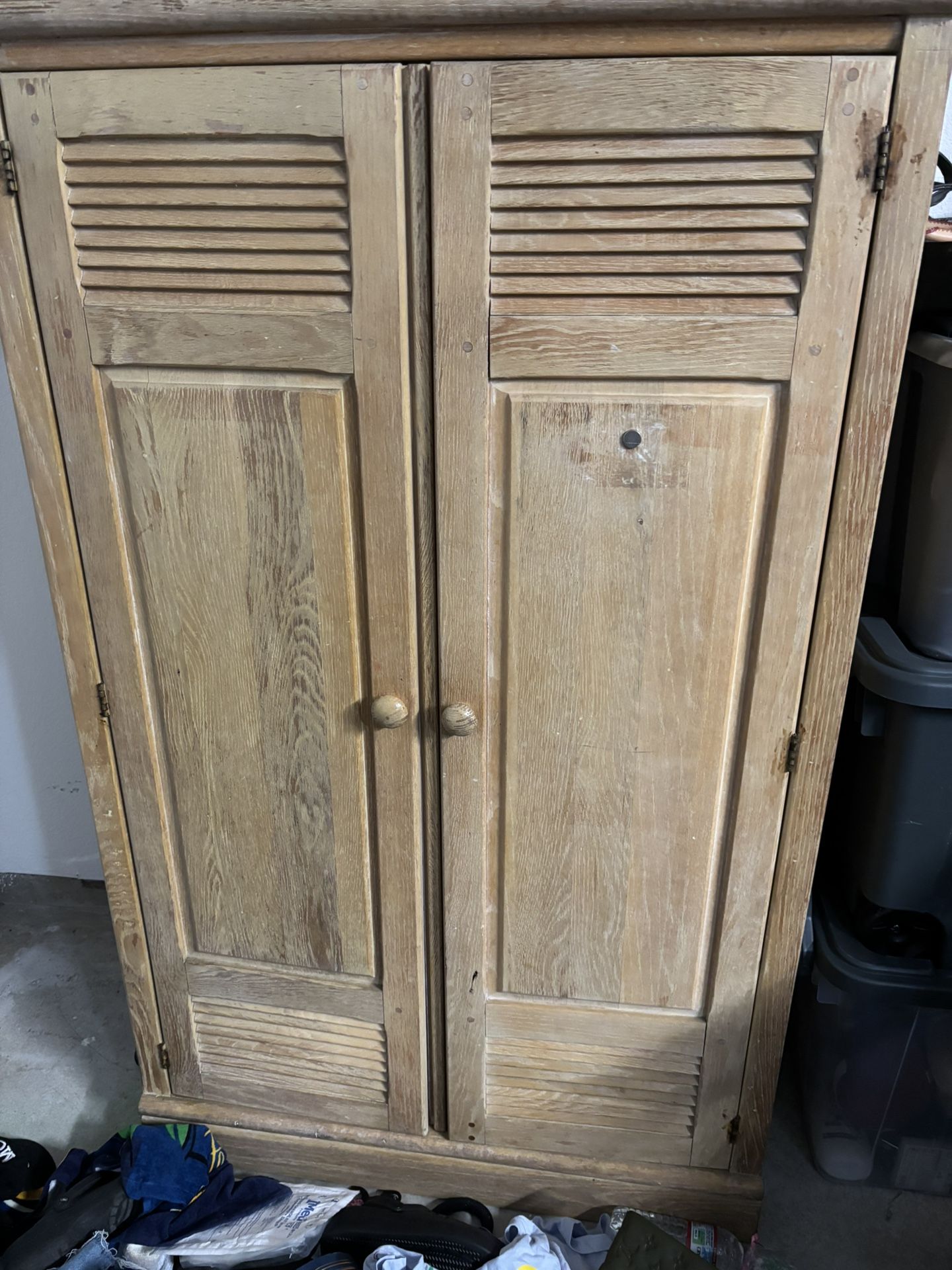 Tall dresser