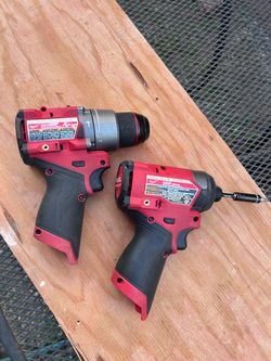 Milwaukee m12