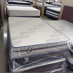 Full Size Mattress 10 Inches Thick Excellent Comfort Also Available: Twin, Queen And King New From Factory Delivery Available