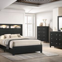 Queen Bedroom Set $699