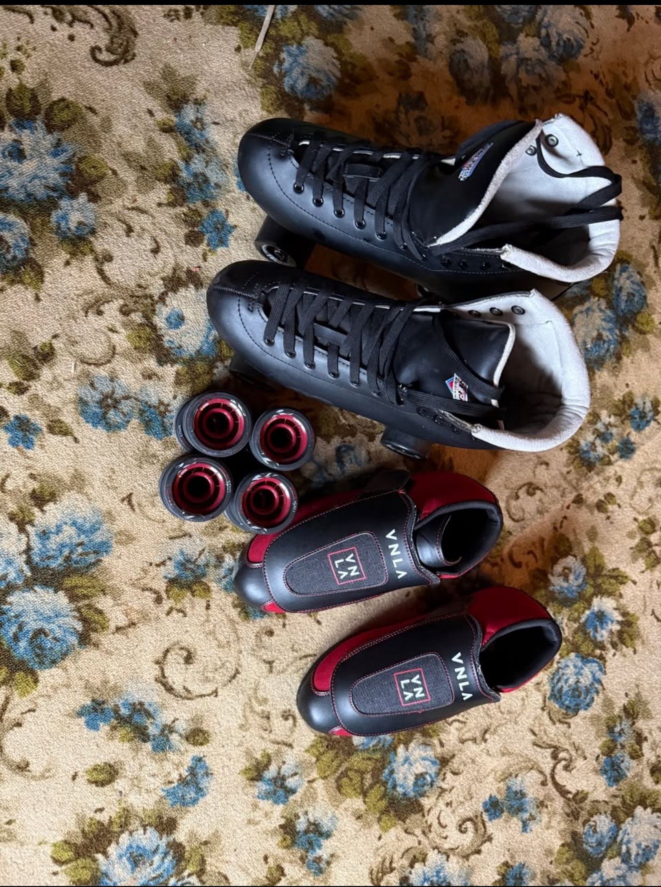 Skates