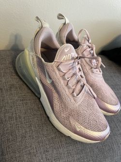 Nike Air 270