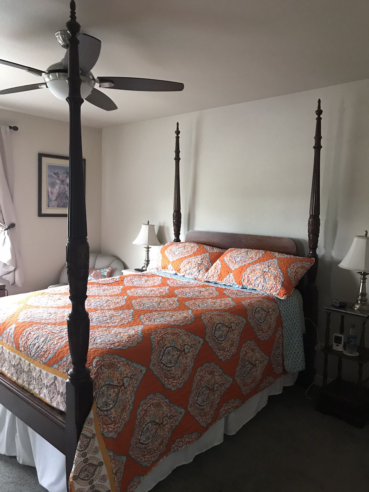 Queen bed frame almost new
