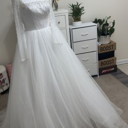 New wedding dress for sale✨