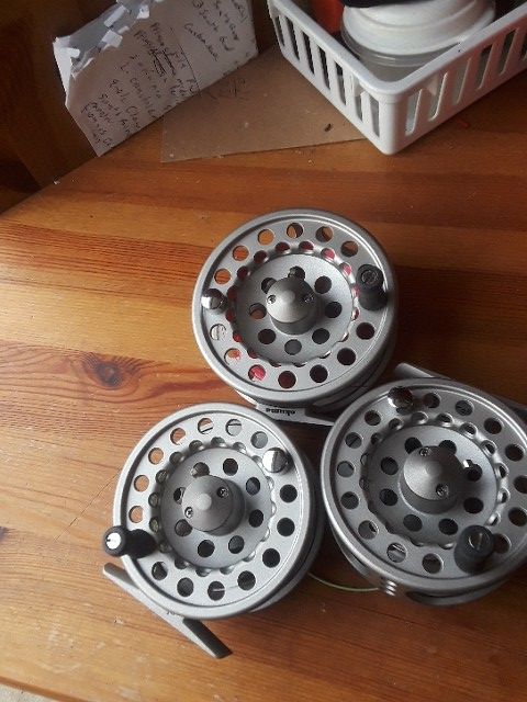 Fishing fly reels