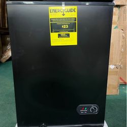 Retail $80 Wholesale $50 Compact Chest Freezer Free-Standing Top Door Freezers Refrigerator Compact Space Apartment Home Food Storage (3.5)