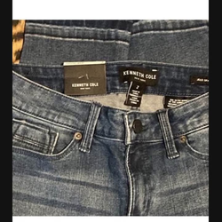 Kenneth Cole new York jess skinny jeans- Pickup only