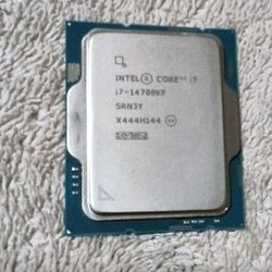 Core i7-14700KF &  Intel Core i9-13900K